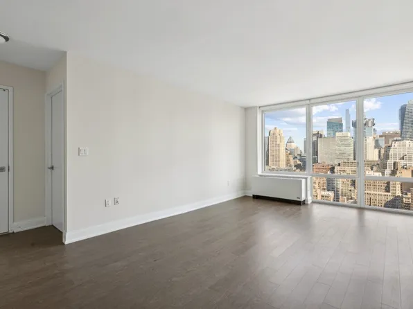 125 West 31st Street 20C image 1 of 20
