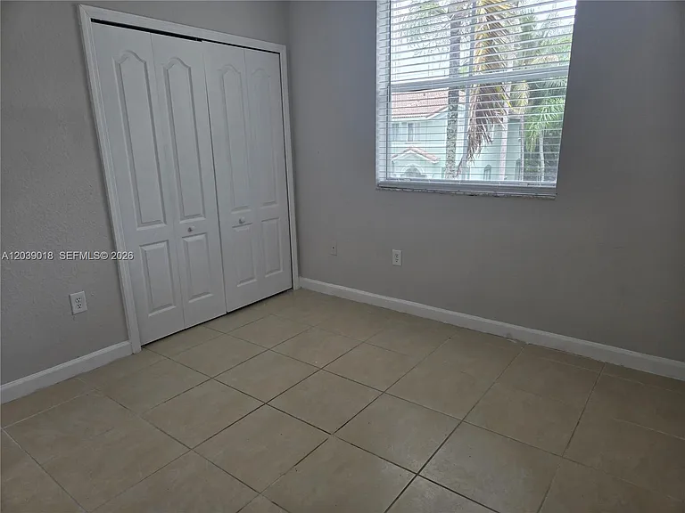 2460 SE 16th Ter #200 — Photo 6