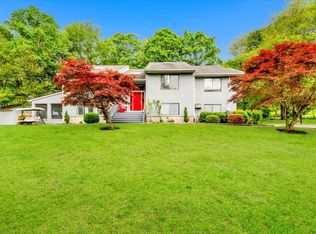 4 Aida Ln, Cortlandt Manor, NY 10567