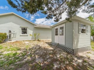 930 NE County Line Rd, Jensen Beach, FL 34957