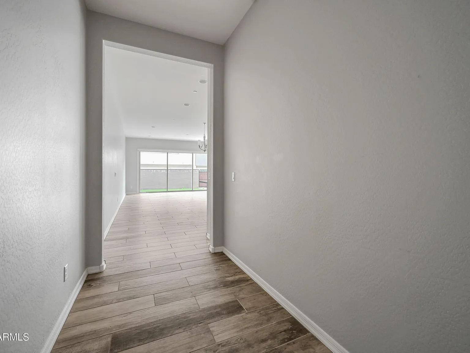 3 bed, 2.5 bath, 2546 sqft, $2,795 — Photo 3