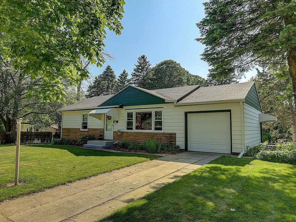 234 Elm St Delavan WI 53115 Zillow