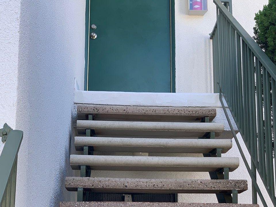 1st image of 1831 Garvey Ave #4