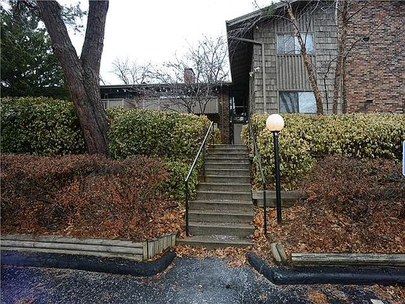 3rd image of 8716 Metcalf Ave APT 104D