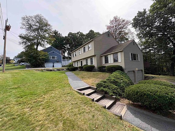 2nd image of 15 Topaz Drive
