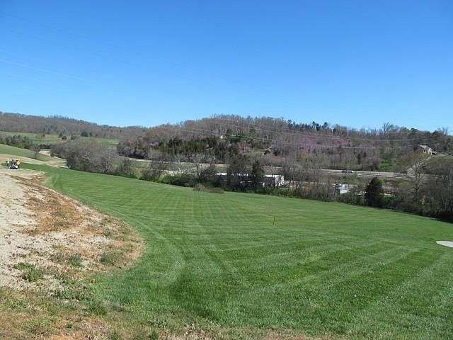 1st image of Constitution Dr