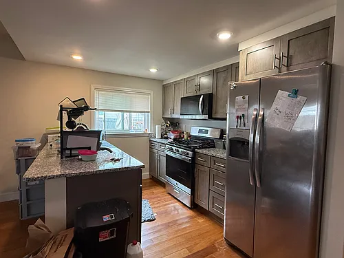 260 Salem St #2R Photo 1