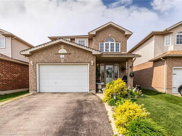 71 Maple Bush Dr, Cambridge, ON N1T 2C6