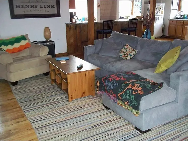 1533 Green St #3 — Photo 7
