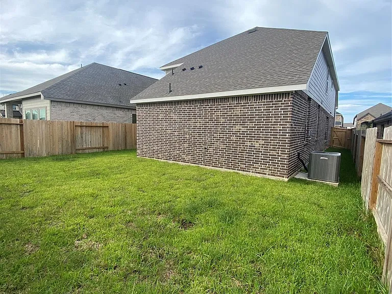 31323 Balsam Hawk Ln — Photo 40