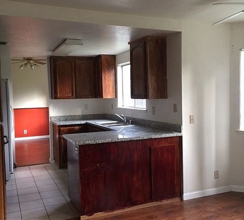 3rd image of 8290 Meadowhaven Dr