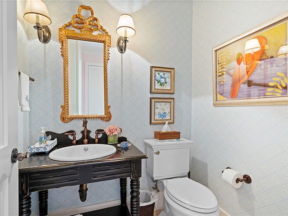 5th image of 261 Palm Island Ln