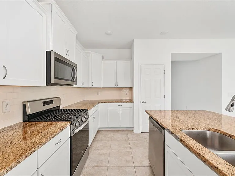 6175 SW 74th Ct — Photo 29