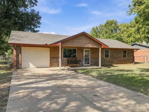 507 NE 4th St, Perkins, OK 74059