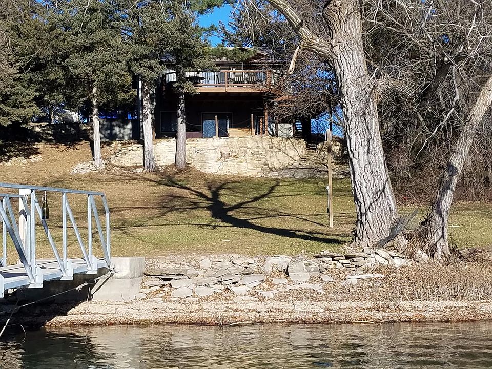 1st image of 152 Blue Heron Point