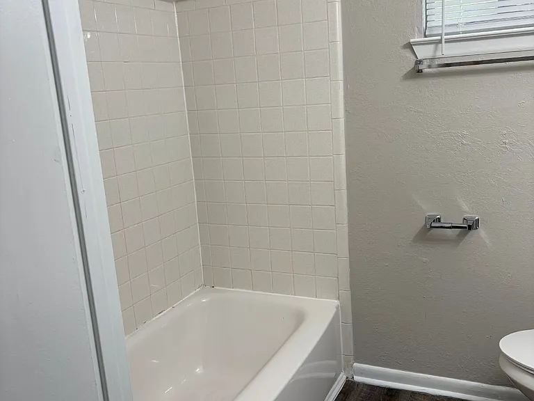 208 Valley View Ave #10 — Photo 43