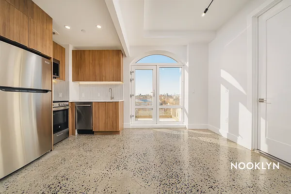 Rented by Nooklyn NYC LLC | media 45