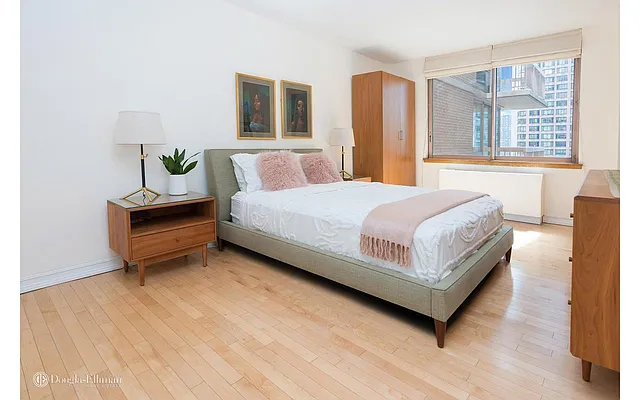 Rented by Douglas Elliman | media 5