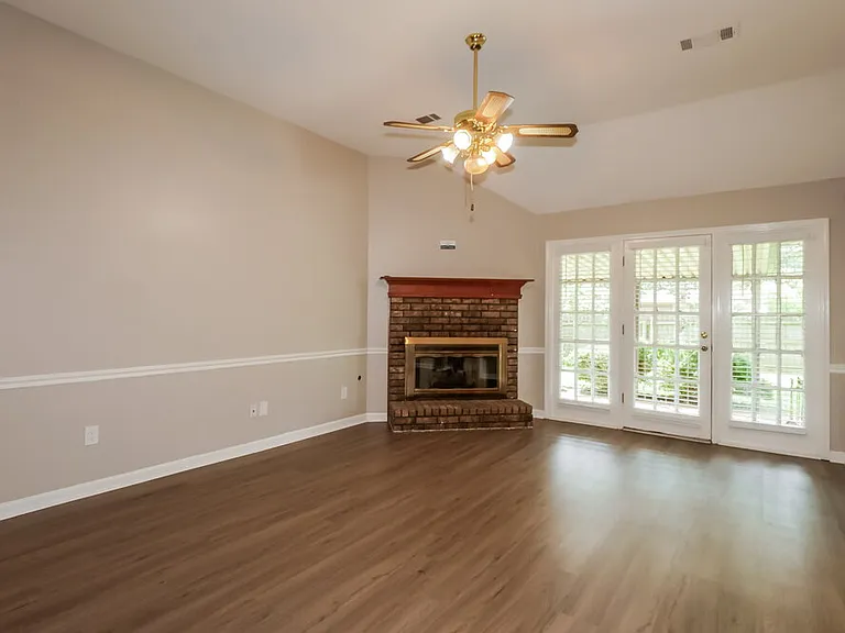 7481 Gingerhill Ln — Photo 5