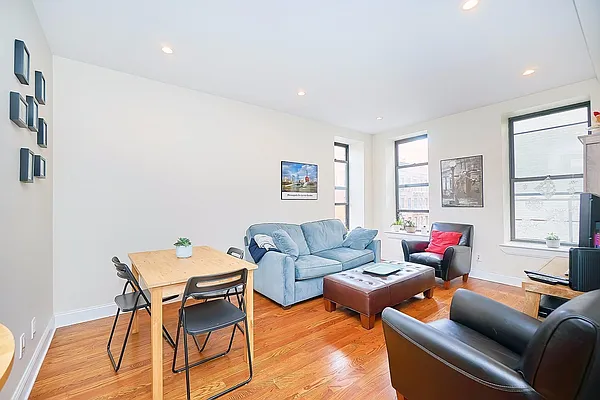 Rented by Keller Williams NYC | media 22