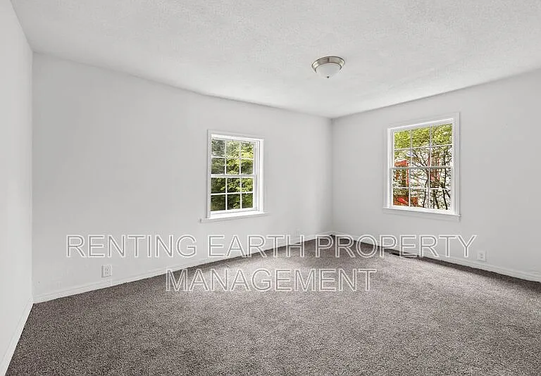 832 Meadowbrook Dr — Photo 16