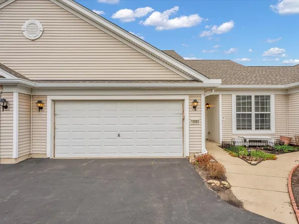 14084 Moraine Hills Dr, Huntley, IL 60142