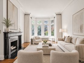 216 E 61st St, New York, NY