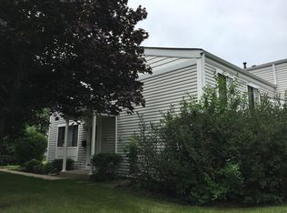 747 Dover Pl, Wheeling, IL 60090