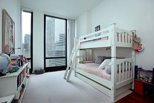Rented by Douglas Elliman | media 15