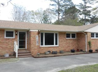 100 Robinhood Rd, Franklin, VA 23851