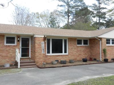 100 Robinhood Rd, Franklin, VA, 23851