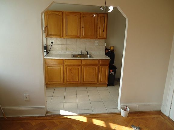 2nd image of 23-37 33rd Ave #3