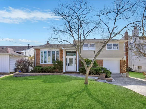 714 Allwyn Street, Baldwin, NY 11510