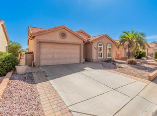 6391 S Sawgrass Dr, Chandler, AZ 85249