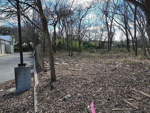 4th image of 7051 Majestic Oaks Dr