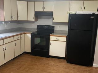 641R S Washington St APT 18, North Attleboro, MA 02760