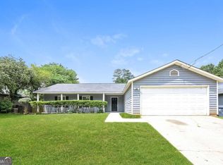 1306 Peninsula Trce, Lawrenceville, GA 30044