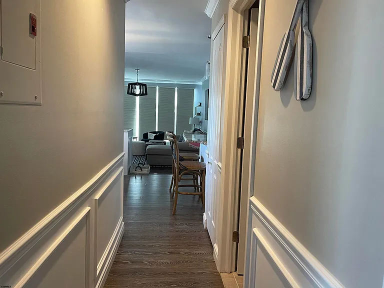 9101 Atlantic Ave #101 — Photo 14