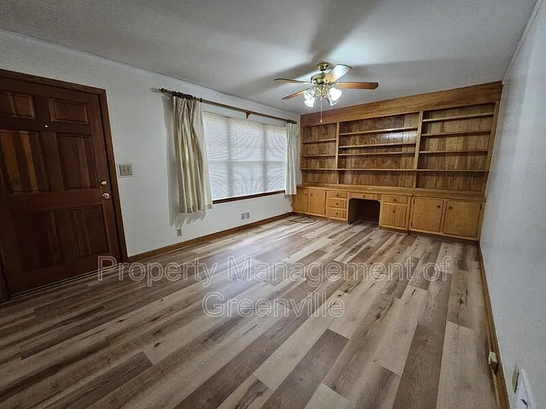 400 Berea Dr — Photo 3