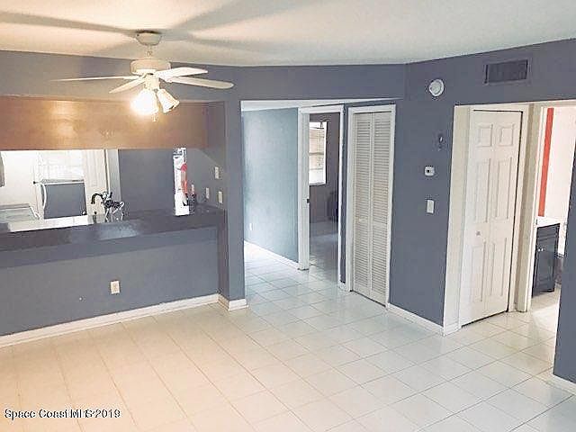 1st image of 3070 Sir Hamilton Cir #3