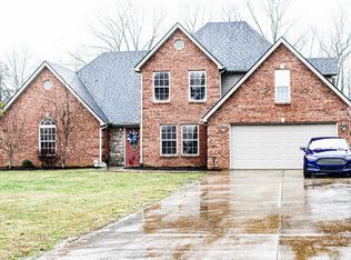 1052 Diamond Brook Dr, Richmond, KY 40475