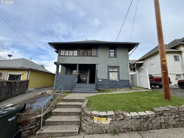 846 SE Brockway Ave, Roseburg, OR 97470