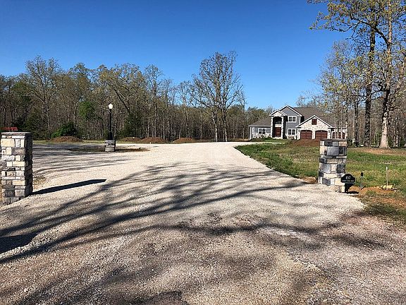 4th image of 497 County Road 2640