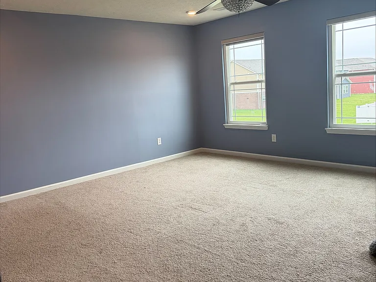 Upstairs_Master room