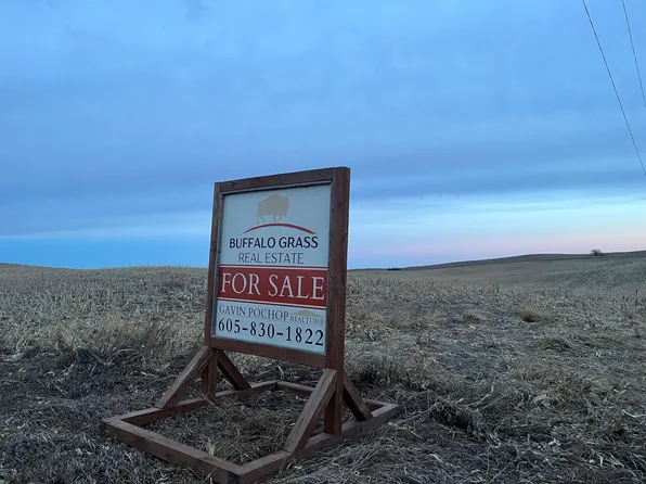 343 288th St, Gregory, SD 57533