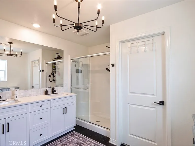33063 Table Rock Dr — Photo 33