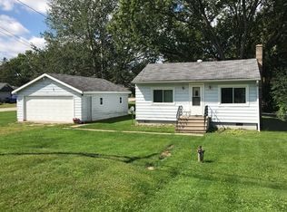 42032 N Lotus Ave, Antioch, IL