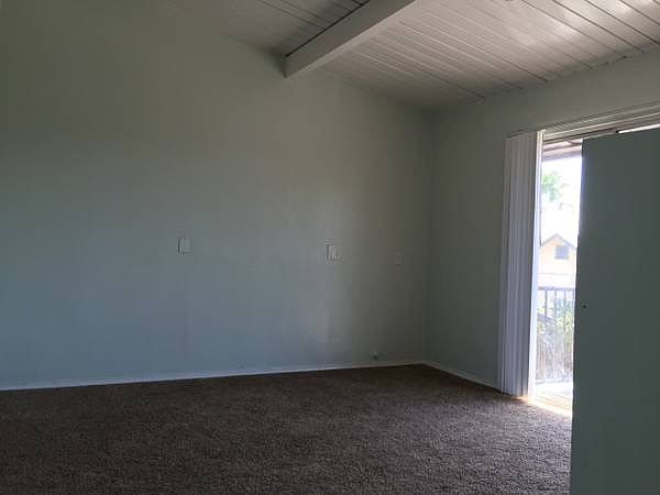 2nd image of 11119 Berendo Ave