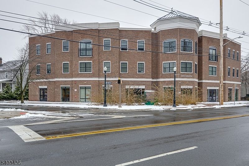 1st image of 501 South Ave #308