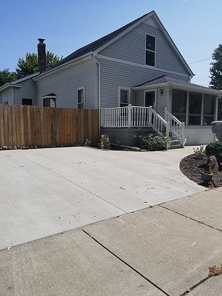 1st image of 1807 S Chilson St